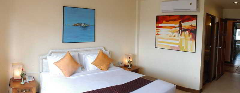 Bangla Star Hotel Phuket Exterior photo